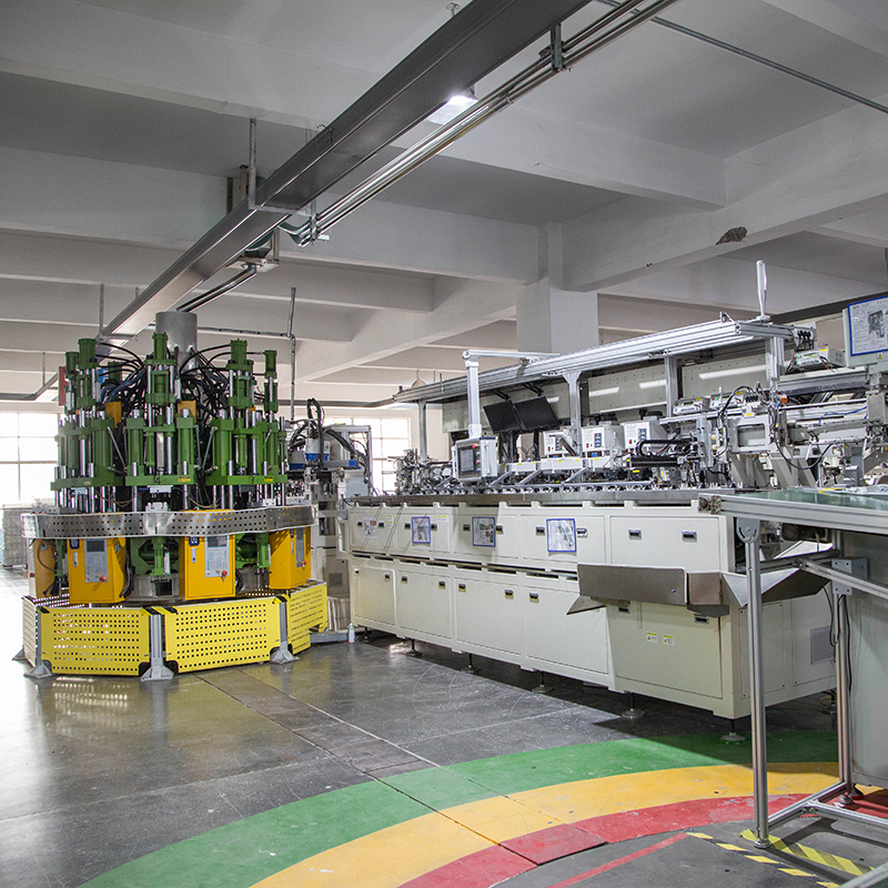 Linea di produzione automatica del cavo di alimentazione dell'aria condizionata da 16 A