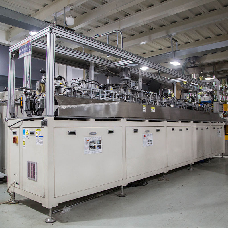 Linea di produzione automatica a due prese negli Stati Uniti
